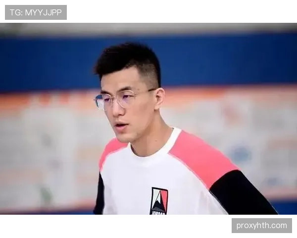 郭艾伦训练完直接打车去夜店，这作息谁跟得上？